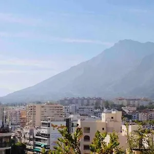 Large Modern Beach Front Apartment, Rooftop Pool!! Appartamento